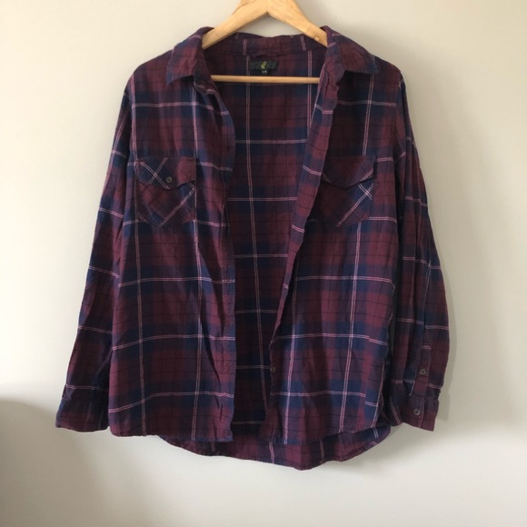 George Tops - G21 | Red Flannel